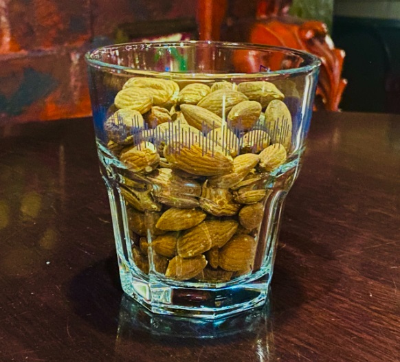 Миндаль